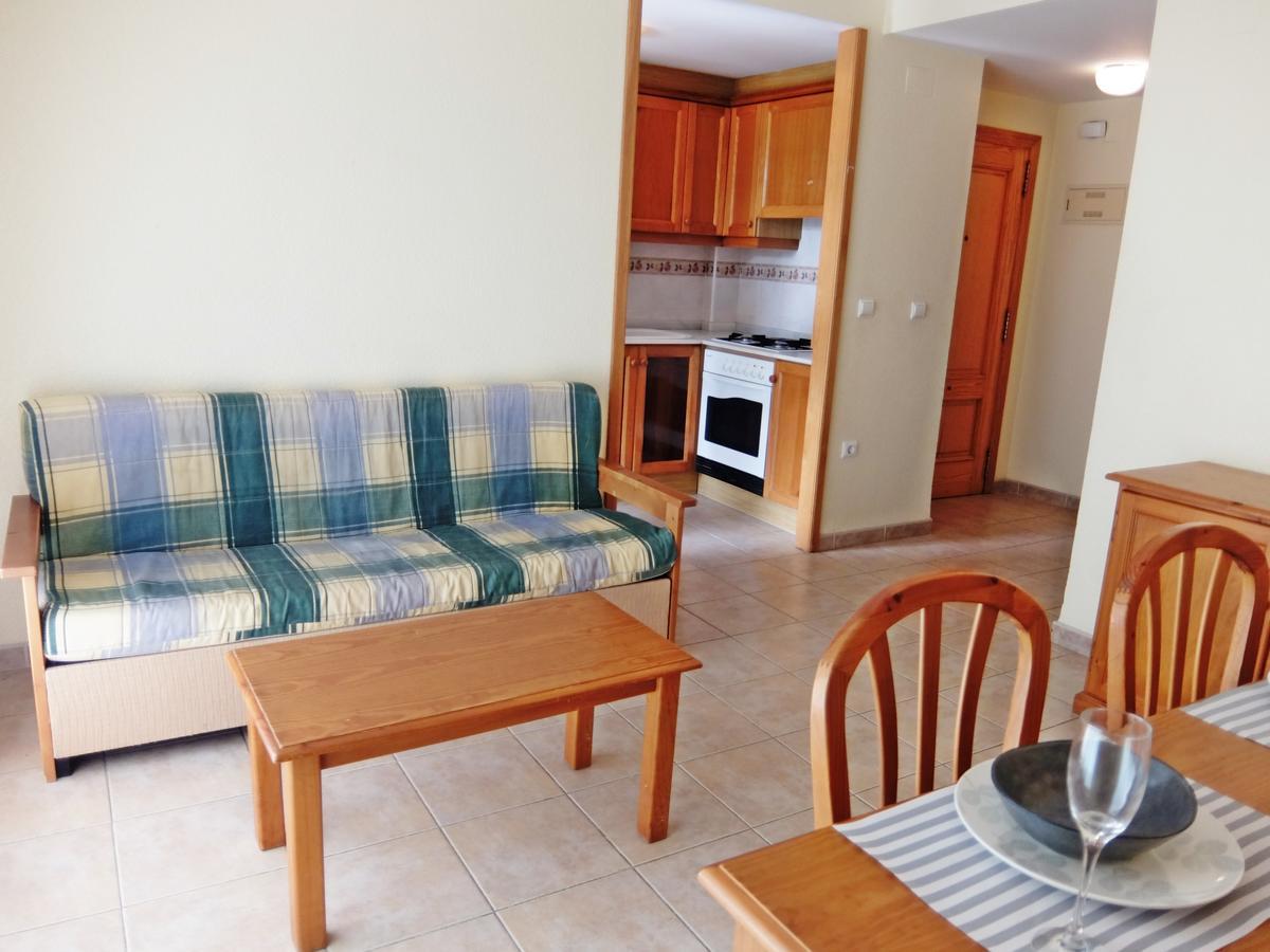 Los Juncos Apartamentos - Solo Familias Oliva Exteriör bild
