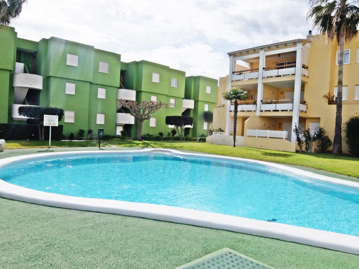Los Juncos Apartamentos - Solo Familias Oliva Exteriör bild